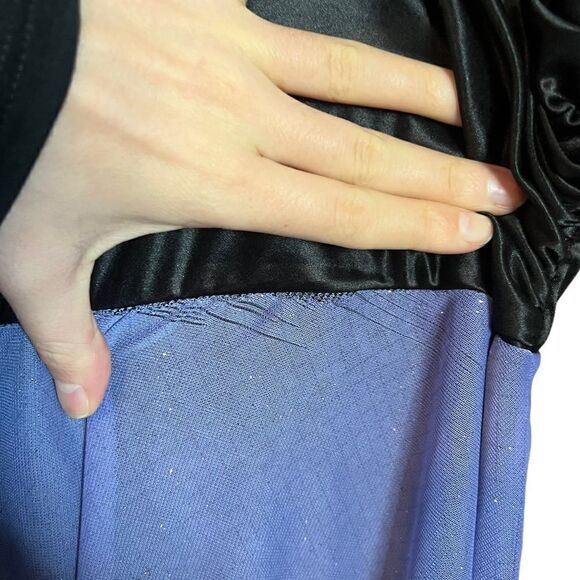 Dress barn glittery‎ midi dress. Size 18 - Picture 7 of 12